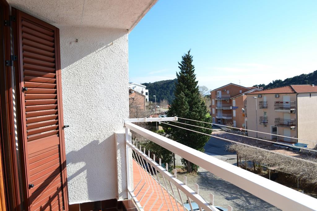 Apartment Matea Petrovac ภายนอก รูปภาพ